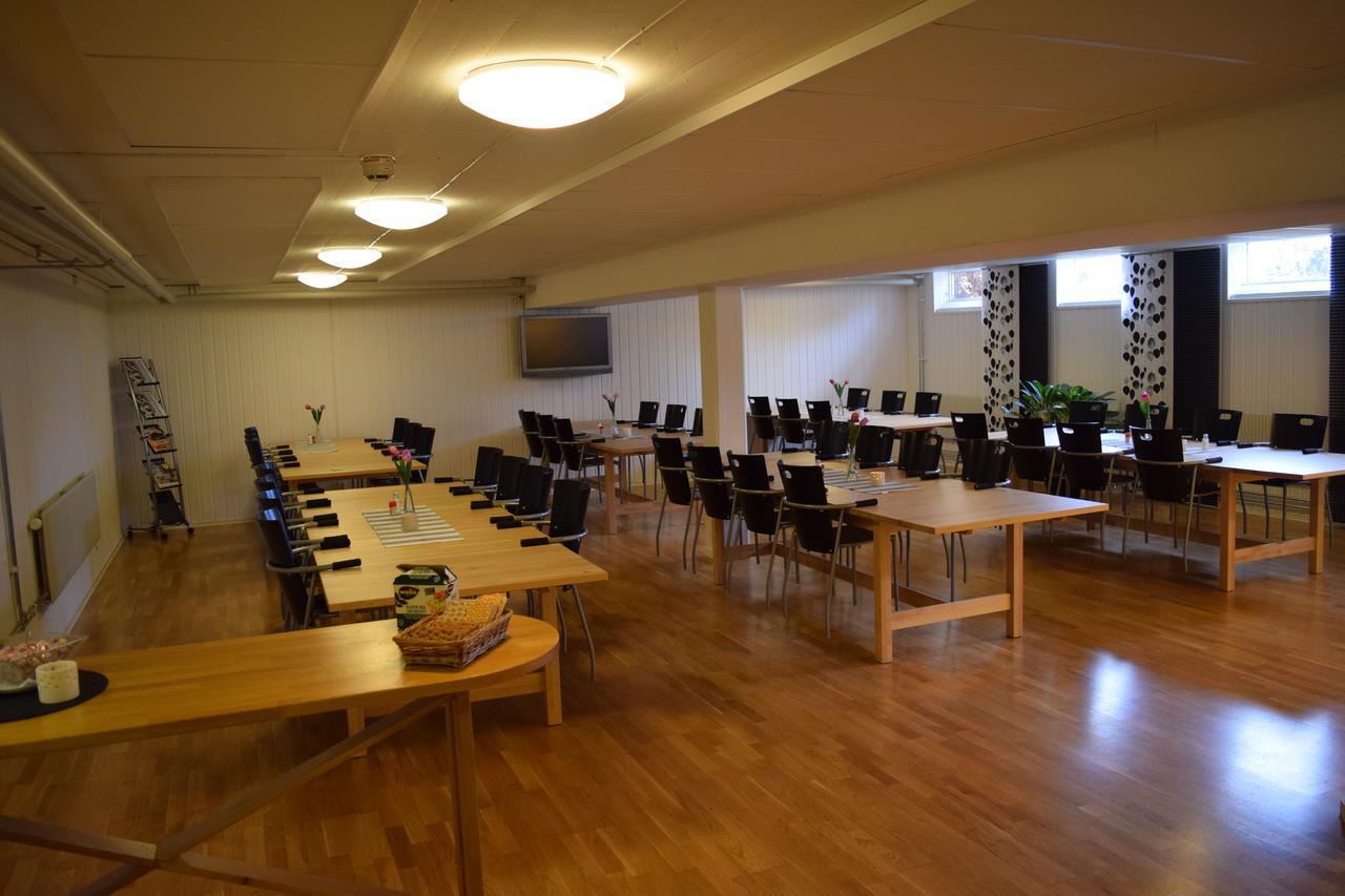 Hotell Haessloe Västerås Dış mekan fotoğraf